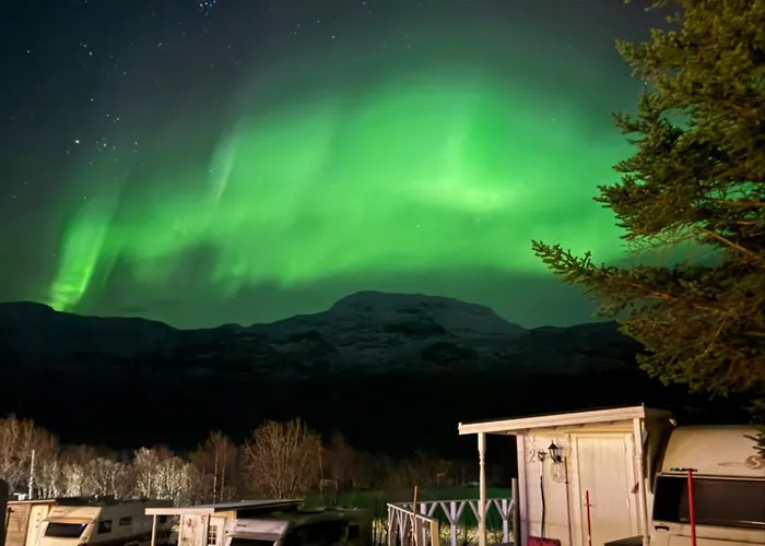 Ose אתר קמפינג *